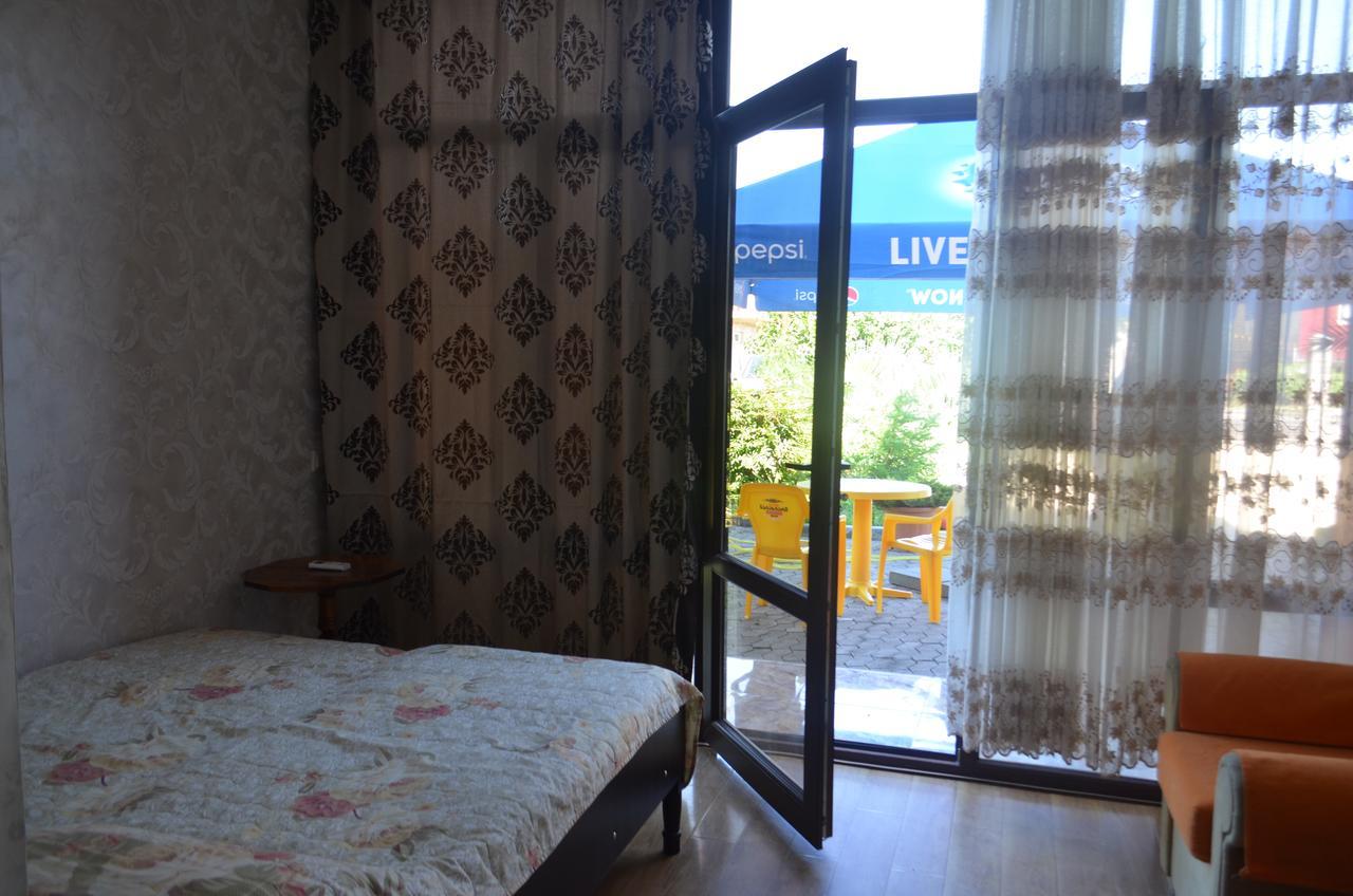 Hotel Near The Sea Кобулеті Екстер'єр фото