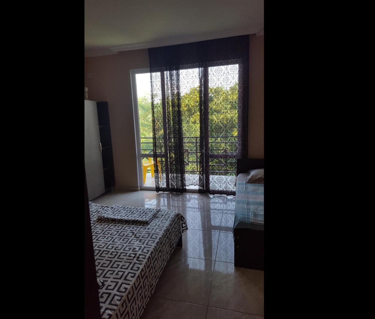 Hotel Near The Sea Кобулеті Екстер'єр фото