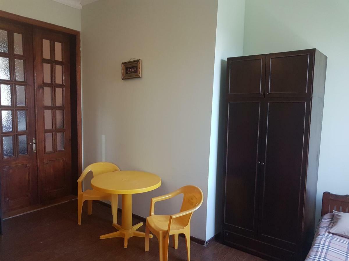 Hotel Near The Sea Кобулеті Екстер'єр фото