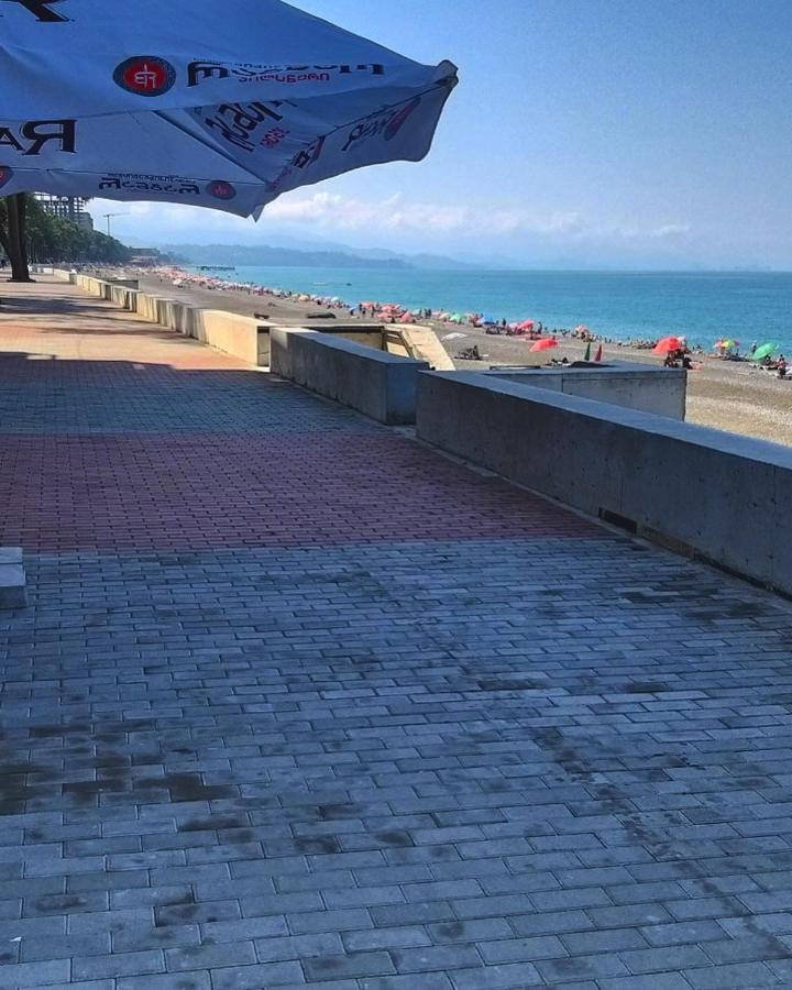Hotel Near The Sea Кобулеті Екстер'єр фото